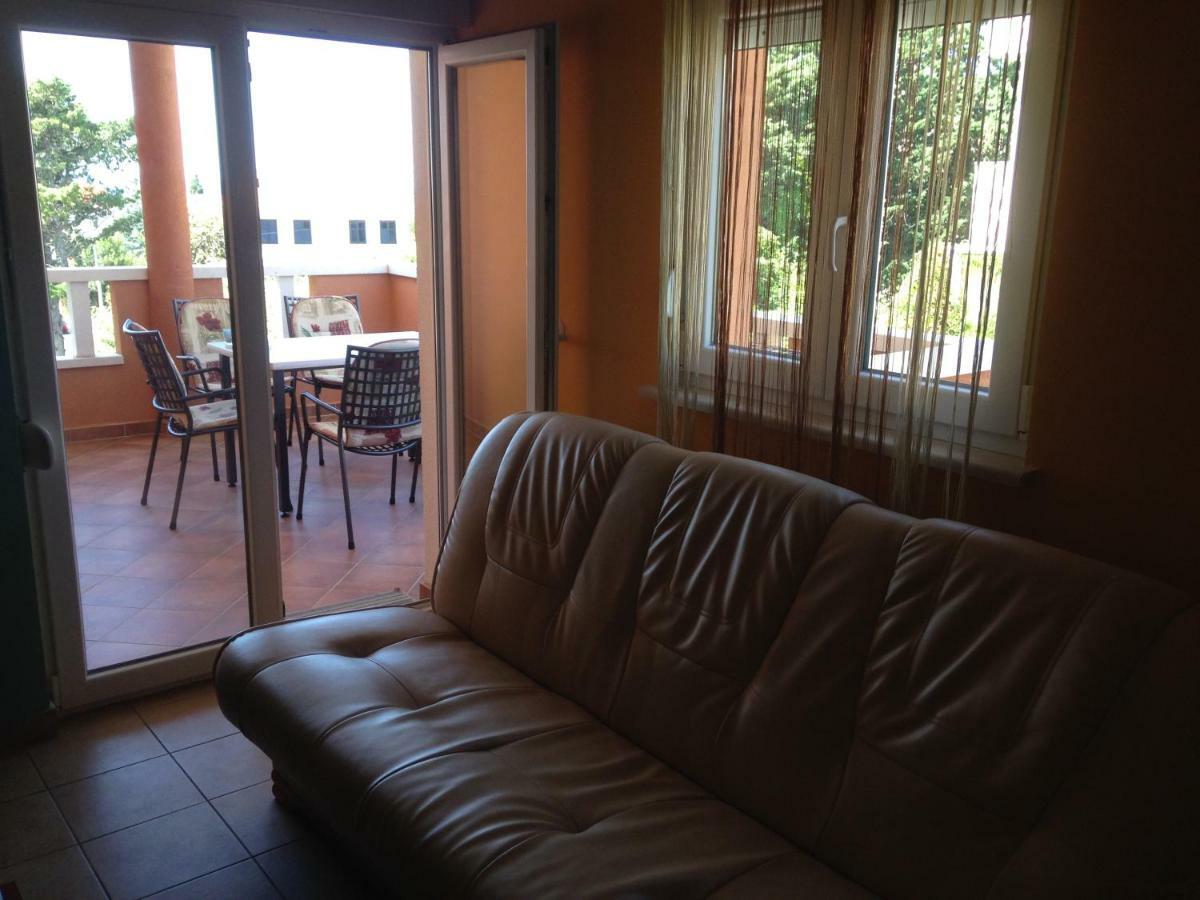 Novalja Zrce Apartment ภายนอก รูปภาพ