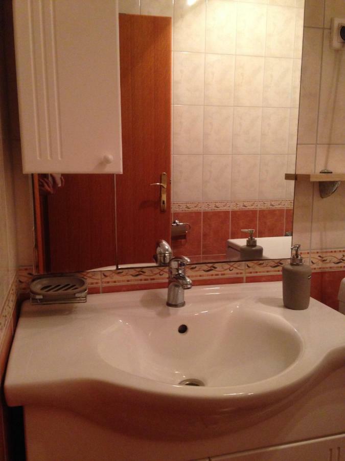 Novalja Zrce Apartment ภายนอก รูปภาพ